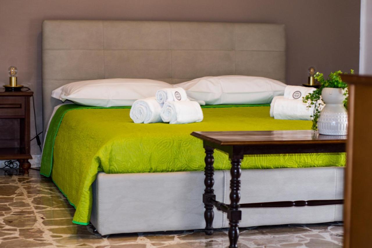 Le Gorgoni B&B Syracuse Bagian luar foto