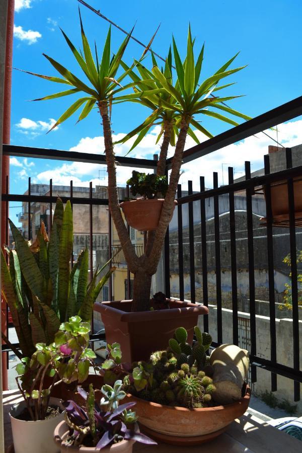 Le Gorgoni B&B Syracuse Bagian luar foto